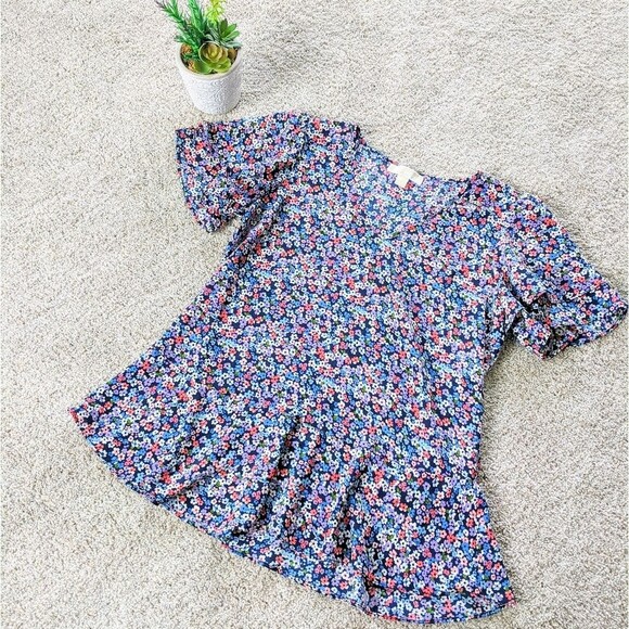 ⭐Floral Michael Kors Flounce Sleeve Top Medium ⭐ - Picture 2 of 7